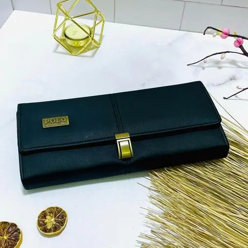کیفپول اسپرت قفل دار با بند دستی