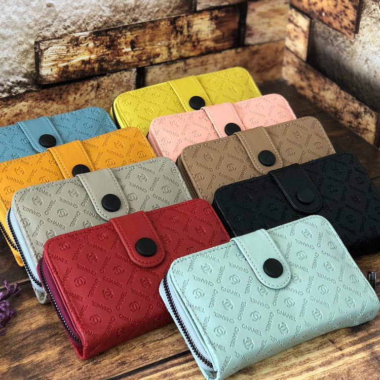 کیف پول سایز متوسط زبانه دار تنه داغی چنل